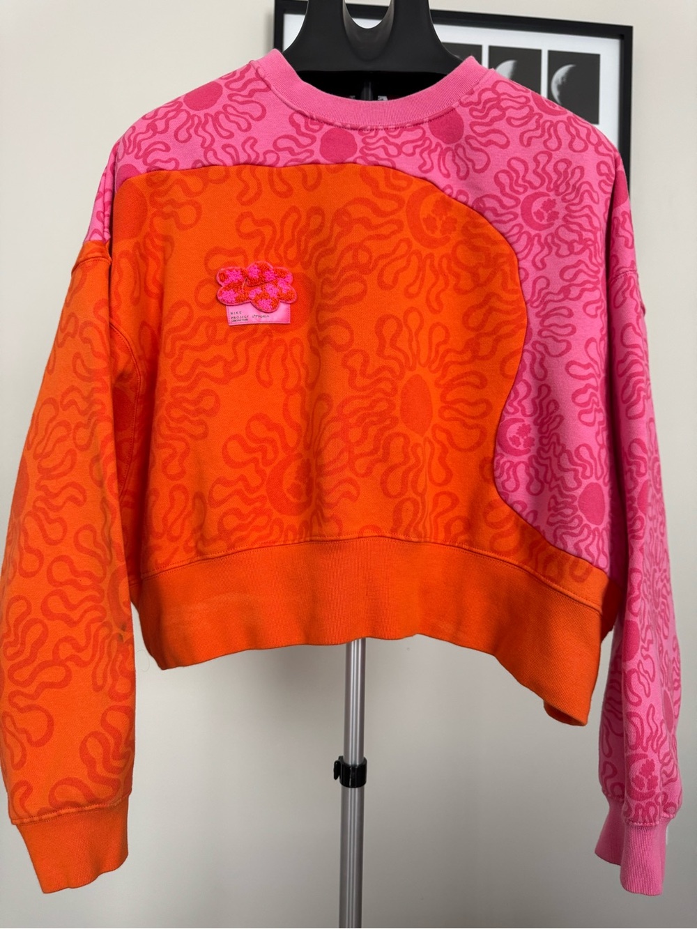 Nike Utopia Pink and Orange Colorblock Crop Oversized Sweatshirt S